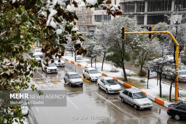 بارش برف و باران در برخی جاده های تهران